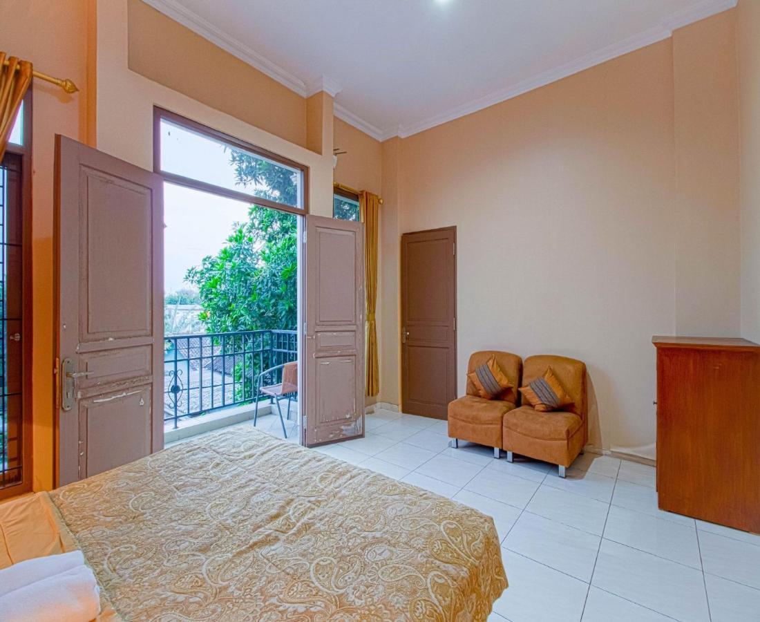 D'Talent Hotel Yogyakarta Exterior foto