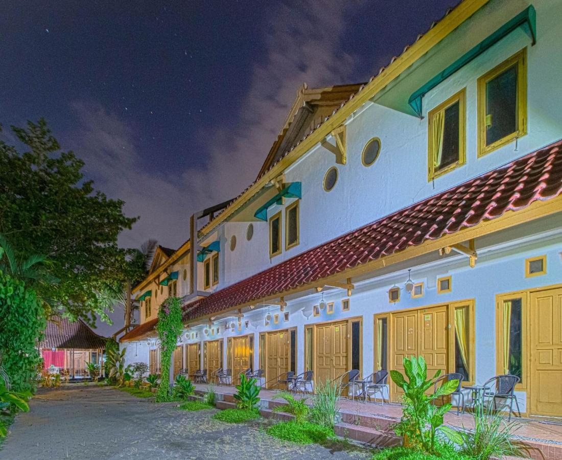 D'Talent Hotel Yogyakarta Exterior foto
